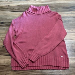 Hollister pink turtle neck sweater